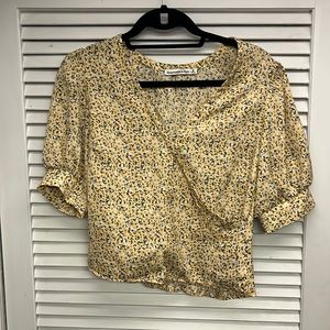 Abercrombie Cropped Floral Wrap top
